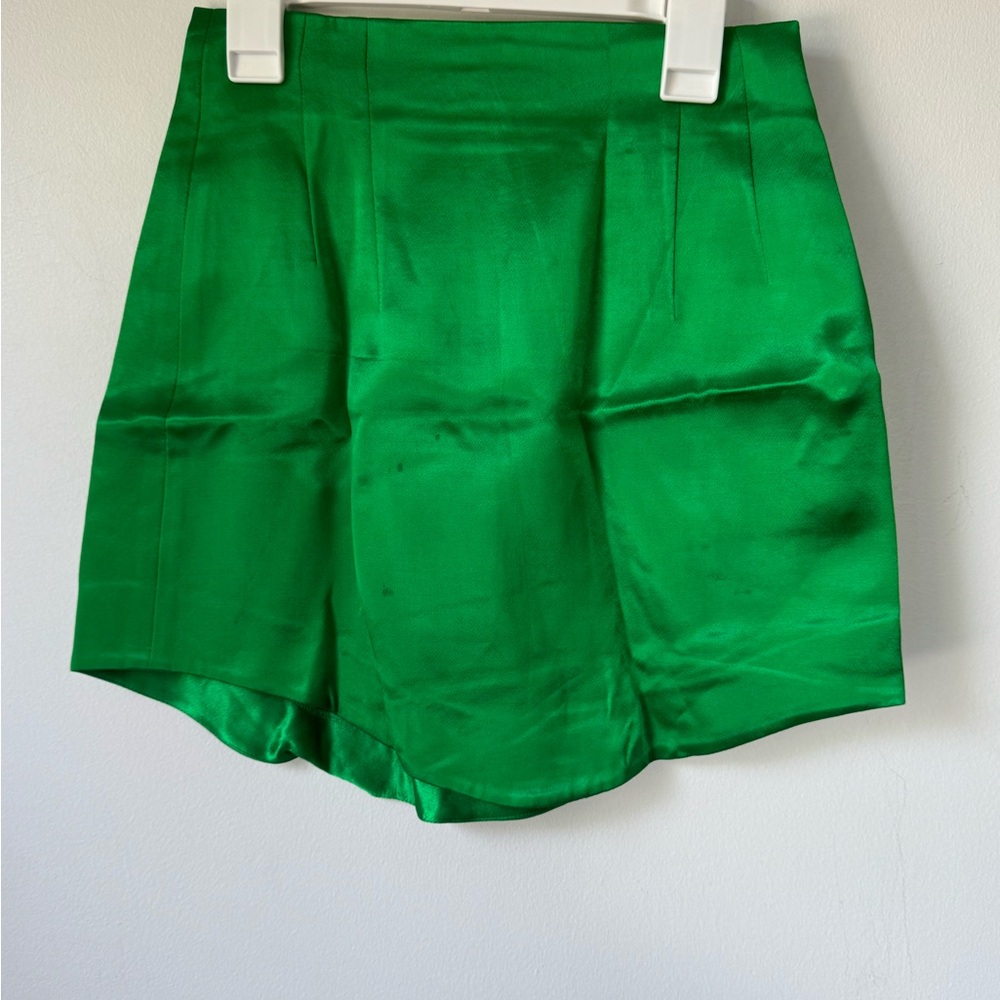 XS Zara Green Satin Mini Skirt